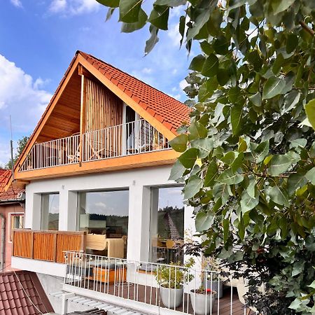 Shard Boutique Hotel-Adult Only Брашов Екстериор снимка