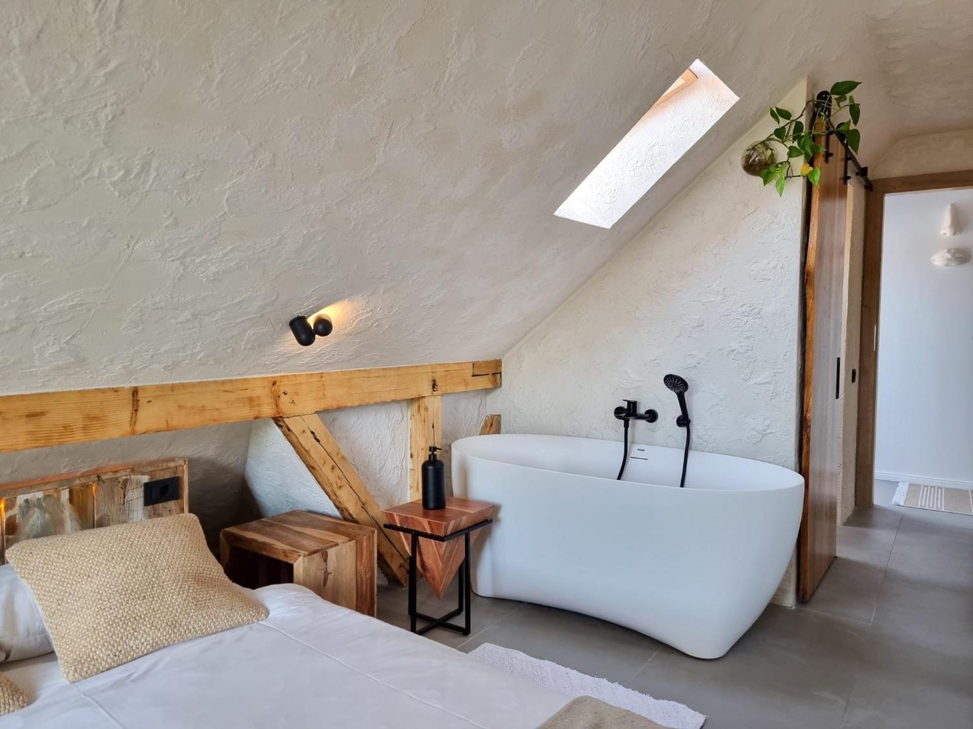 Shard Boutique Hotel-Adult Only Брашов Екстериор снимка