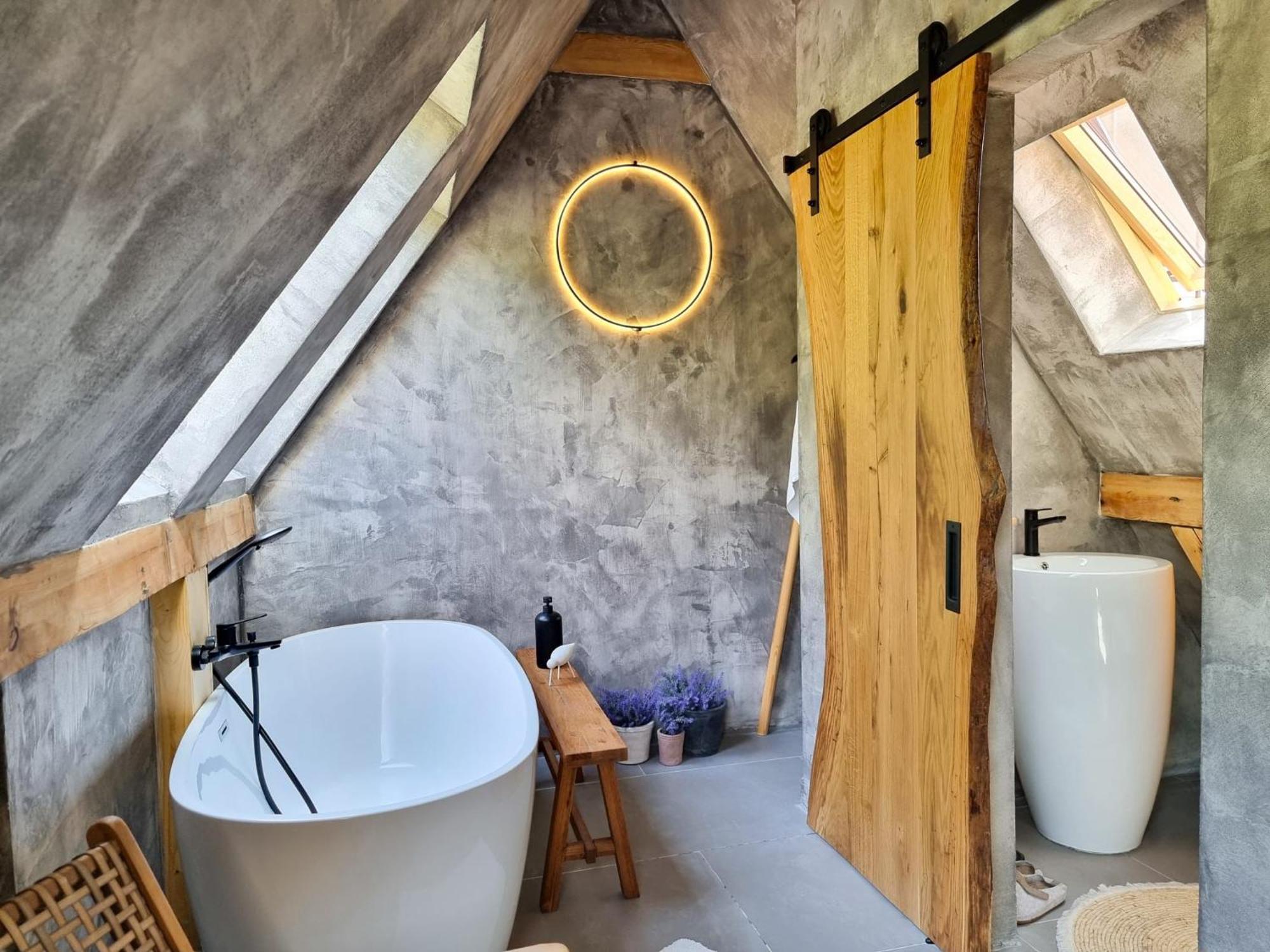 Shard Boutique Hotel-Adult Only Брашов Екстериор снимка