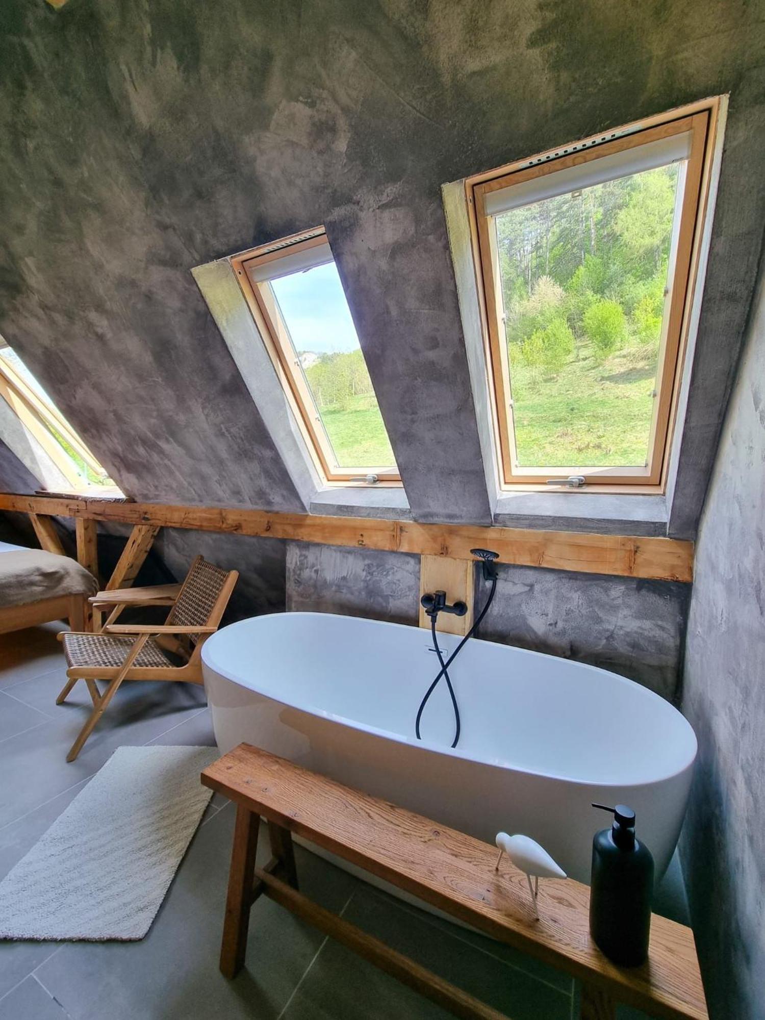 Shard Boutique Hotel-Adult Only Брашов Екстериор снимка