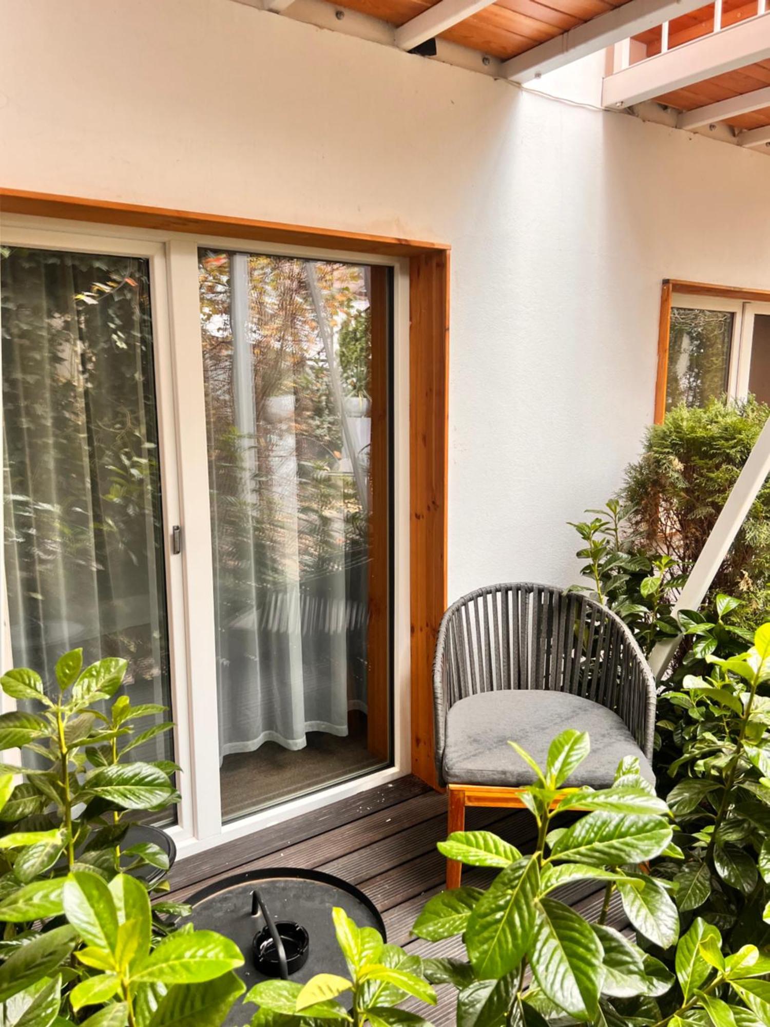 Shard Boutique Hotel-Adult Only Брашов Екстериор снимка