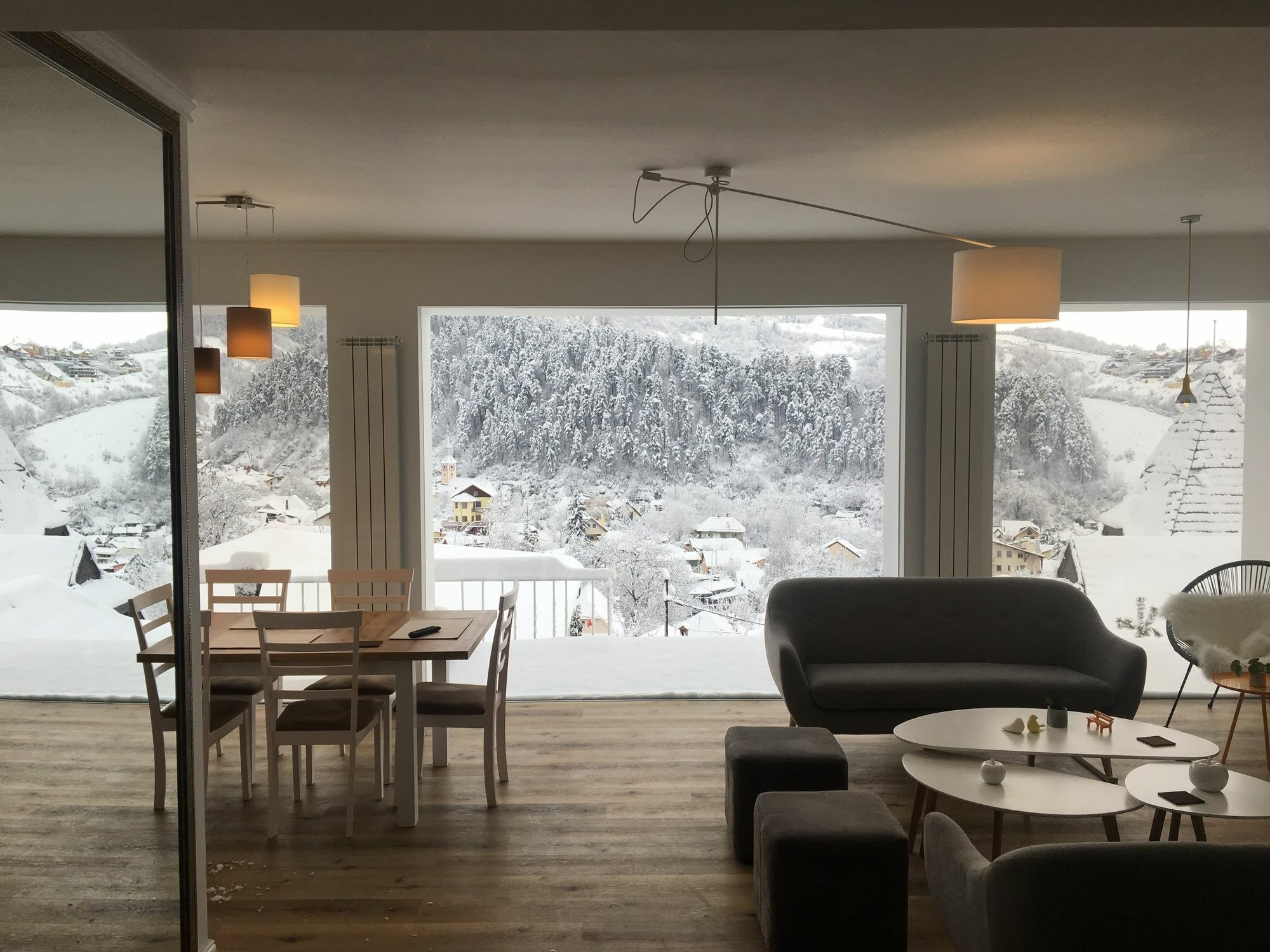 Shard Boutique Hotel-Adult Only Брашов Екстериор снимка