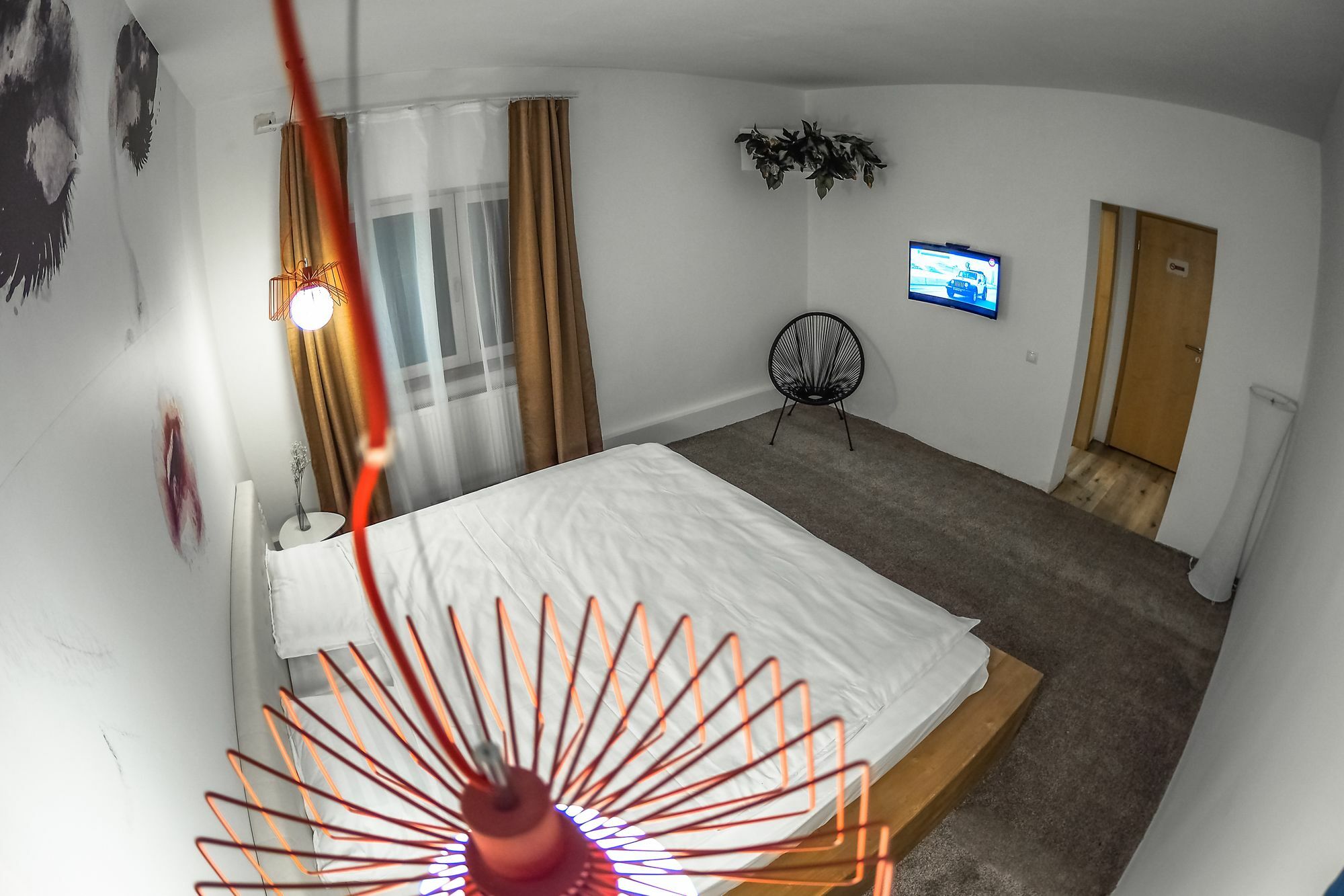 Shard Boutique Hotel-Adult Only Брашов Екстериор снимка